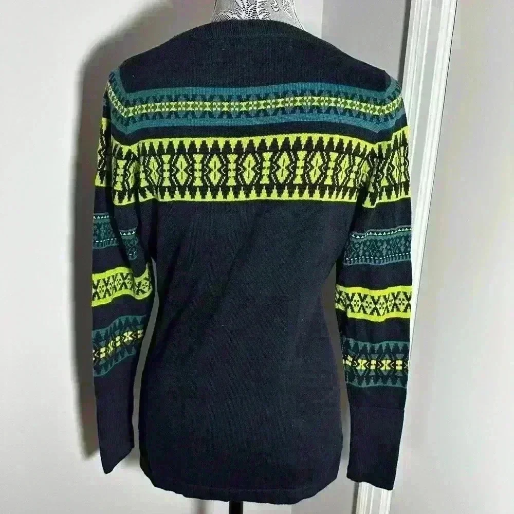 Woolrich Cotton Blend Petite Women’s Navy and Lime Green Pullover Sweater. P/S